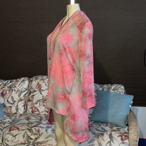 LOGO Lounge by Lori Goldstein - Tie-Dye VNeck Hoodie Hi-Low Hem - Pink - Picture 7 of 11